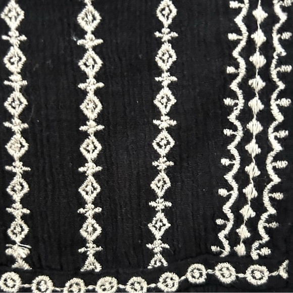 Garnet Hill Embroidered Tunic Top Blouse Boho Cotton Crinkle Gauze Size Medium - Picture 5 of 10